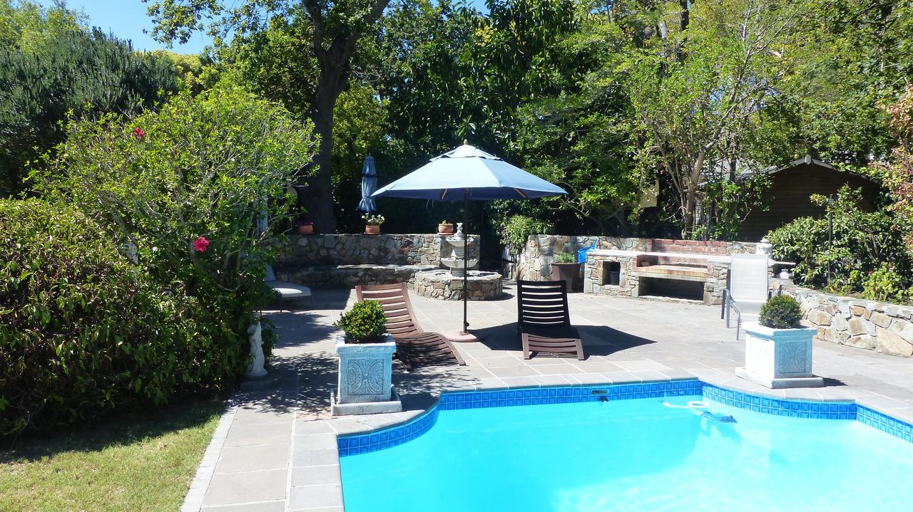 Lodge Alphen Constantia *