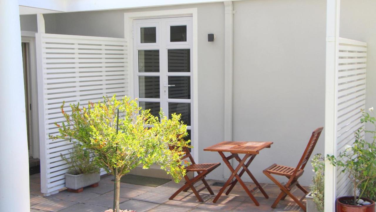 Lodge Alphen Constantia *