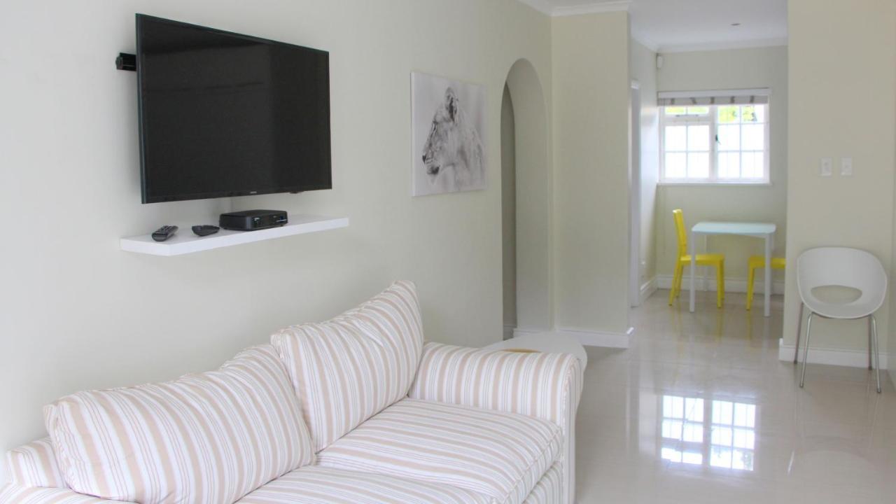 Lodge Alphen Constantia *